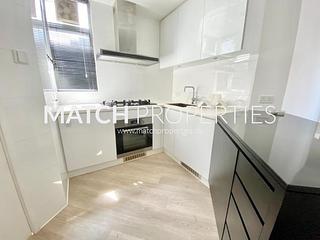 Mid Levels Central - Roc Ye Court 04