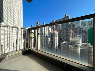 Sai Ying Pun - Island Crest 02