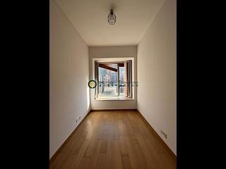 Sai Ying Pun - Island Crest 05