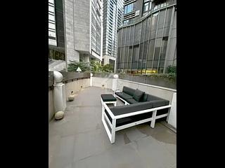 Mid Levels Central - Windsor Court 06