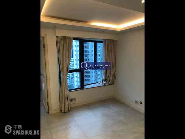 Sheung Wan - The Bellevue Place 01