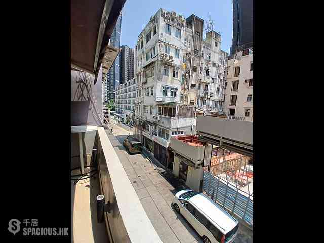 Soho - Kwan Fat Building (House) 10