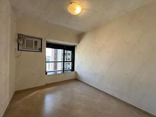 Mid Levels Central - The Grand Panorama Block 2 06