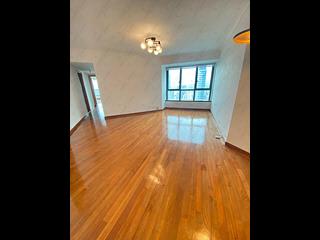 Mid Levels West - 80 Robinson Road 07
