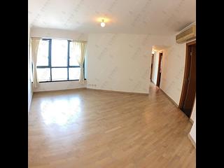 Mid Levels West - 80 Robinson Road 02