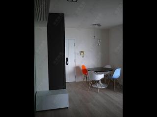 Mid Levels West - 80 Robinson Road 12