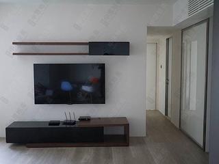 Mid Levels West - 80 Robinson Road 12