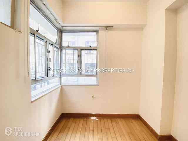 Tai Hang - 9, Li Kwan Avenue 03