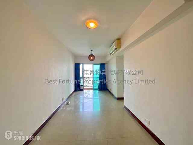 Kennedy Town - The Merton Tower 2 03