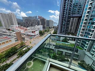 Tseung Kwan O - The Parkside Block 3 03