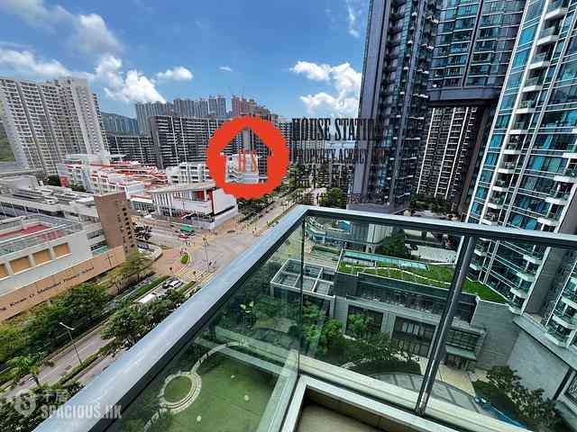 Tseung Kwan O - The Parkside Block 3 03