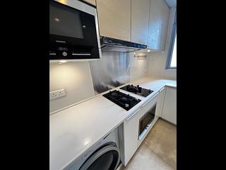 Tseung Kwan O - The Parkside Block 3 05