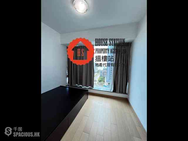 Tseung Kwan O - The Parkside Block 3 08