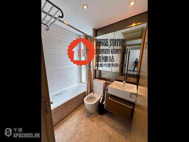 Tseung Kwan O - The Parkside Block 3 09