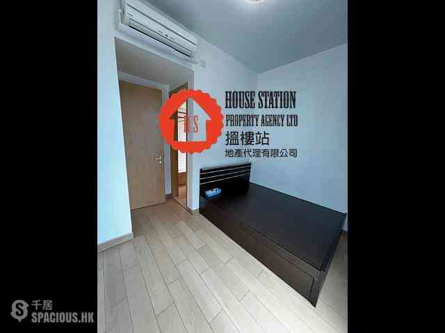 Tseung Kwan O - The Parkside Block 3 11