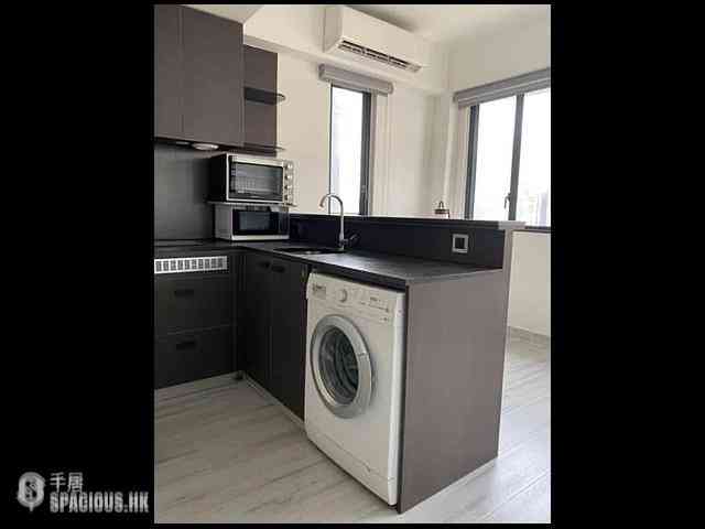 Kennedy Town - Wah Po Building 01