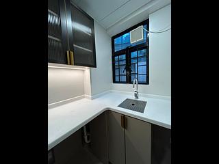 Sheung Wan - 64, Bonham Strand 04