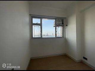 Sai Ying Pun - Kwan Yick Building 04