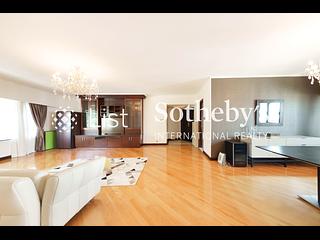 Mid Levels Central - Birchwood Place 04