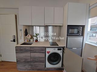 Poho - 152-154, Hollywood Road 06