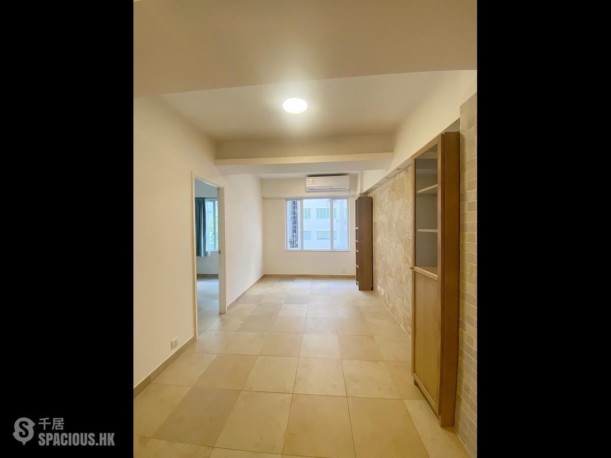 Happy Valley - Evone Court 01