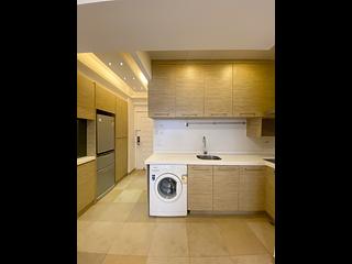 Happy Valley - Evone Court 04