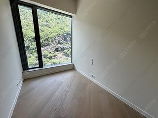 Ap Lei Chau - The Corniche Tower 1 09