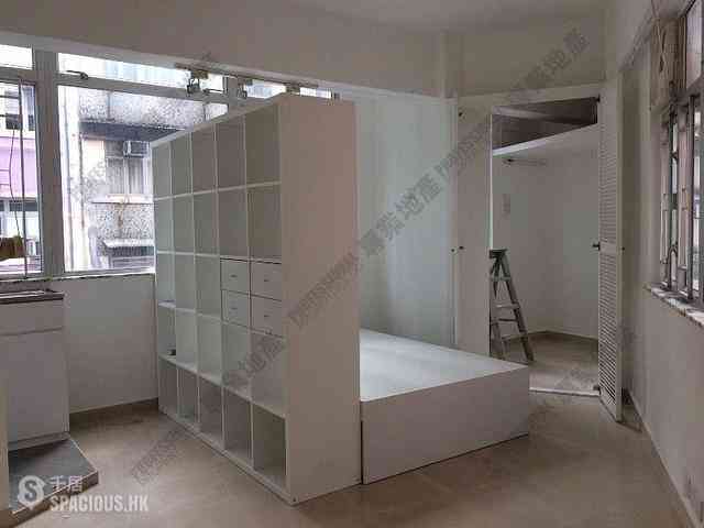 Central - 45-47, Hollywood Road 01