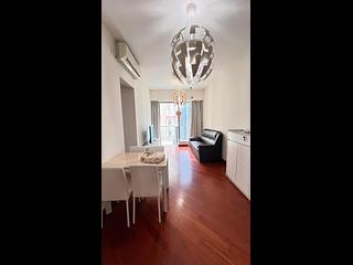Wan Chai - The Avenue Phase 1 Block 5 12