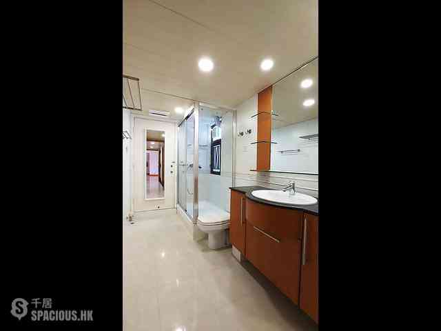 Tai Hang - Elm Tree Towers Block B 04