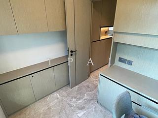 Braemar Hill - Evelyn Towers 08