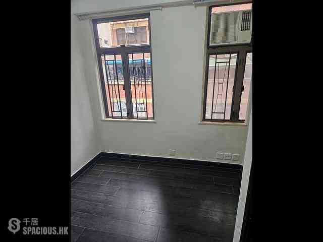 Tsim Sha Tsui - Tat Wing Court 03