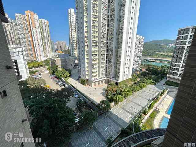 Tseung Kwan O - The Papillons Block 3 01