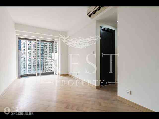 Mid Levels Central - The Icon 01