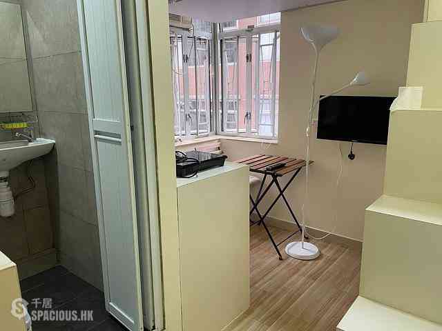 Sai Ying Pun - Lucky Building 05
