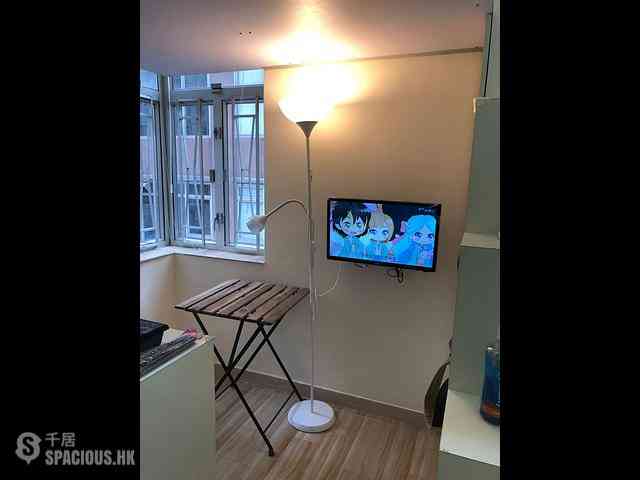 Sai Ying Pun - Lucky Building 02