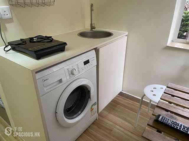Sai Ying Pun - Lucky Building 11