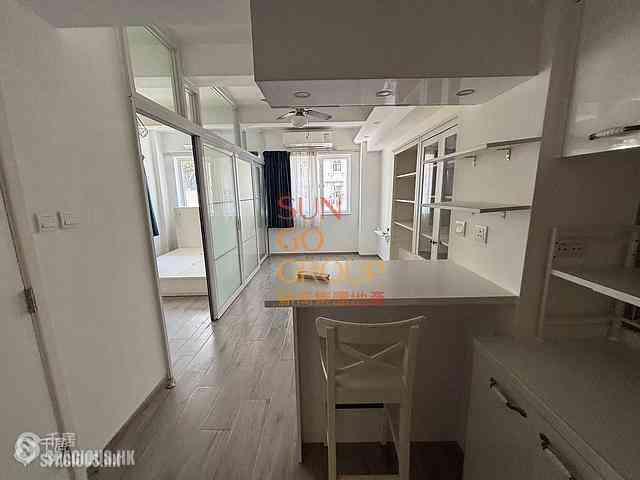 Soho - 42, Staunton Street 02