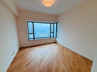 West Kowloon - Sorrento 06