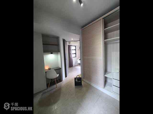 Sai Ying Pun - 168-172, Third Street 08