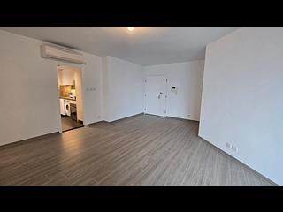 Mid Levels West - 80 Robinson Road 04