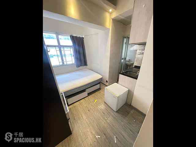 Sai Ying Pun - Hong Ming Building 02