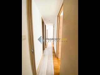 Sai Ying Pun - Island Crest 08