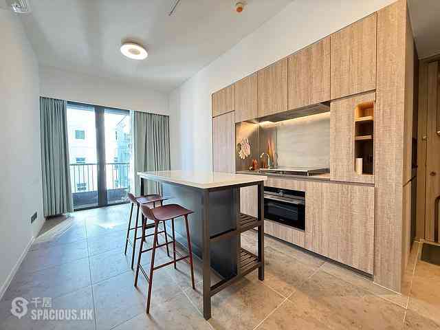 Sai Ying Pun - Bohemian House 01