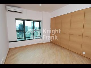 Mid Levels West - 80 Robinson Road 07