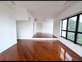 Mid Levels Central - Scenecliff Block 2 10