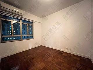 Mid Levels Central - Merry Court 07