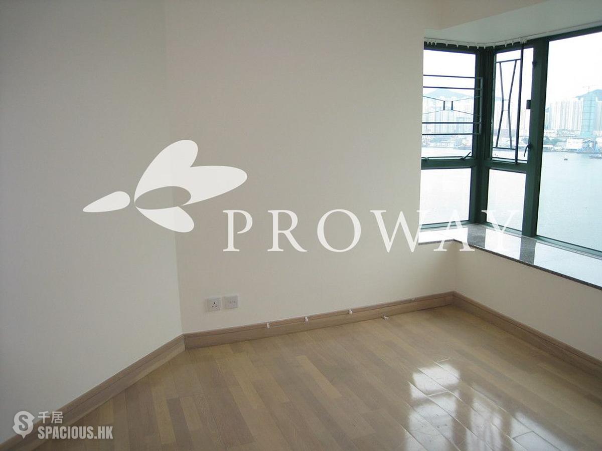 Sai Wan Ho - Grand Promenade 01