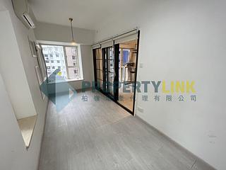 Soho - Centrestage 05