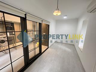 Soho - Centrestage 06